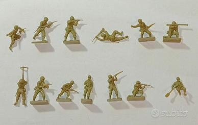 LOTTO 150 SOLDATINI AIRFIX 1/72