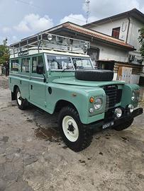 Land Rover Series III 109 – 1977 – Restaurata