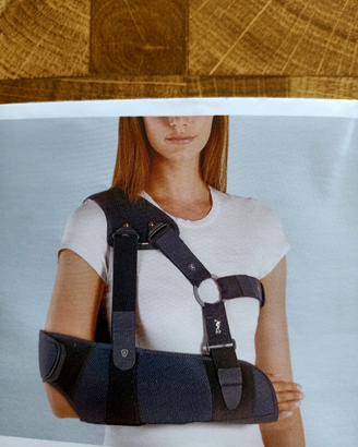 Tutore per immobilizzazione della spalla (acromion