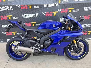 YAMAHA YZF R6 28 Foto e Video 360