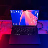 Macbook pro m3 max personalizzato come nuovo