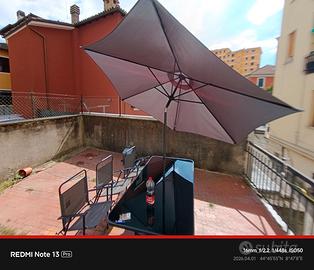 tavolo da giardino con 6 sedie