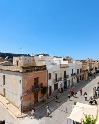 6 LOCALI A SAN VITO LO CAPO