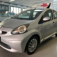 Toyota Aygo 1.0 12V VVT-i 5 porte Sol