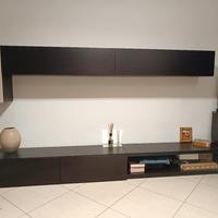 parete attrezzata presotto