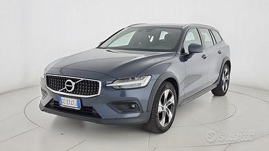 Volvo V60 Cross Country Cross Country D4 AWD ...