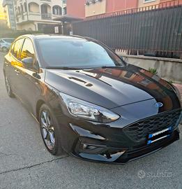 Ford Focus Ecoboost 125 CV ST-Line
