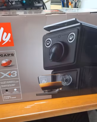MACCHINA CAFFE ILLY