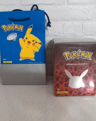 medaglia pokèmon pokèball argento poste italiane