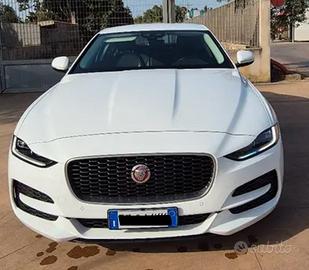 Jaguar XE 2.0 D 180 CV aut. HSE