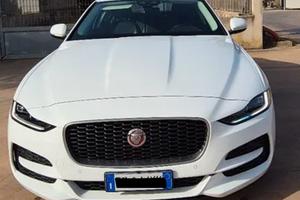 Jaguar XE 2.0 D 180 CV aut. HSE
