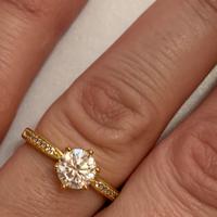 Anello solitario in oro misura 8