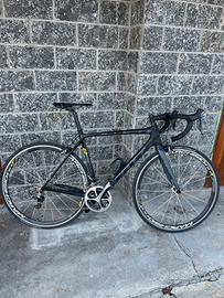 Bicicletta SCOTT ADDICT 10