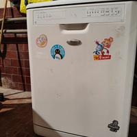 lavastoviglie Whirlpool 