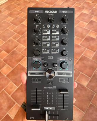 Controller Mixtour reloop algoriddim