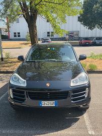 Porsche Cayenne 3600