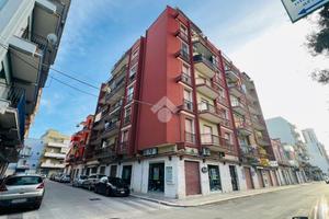 4 LOCALI A BARLETTA