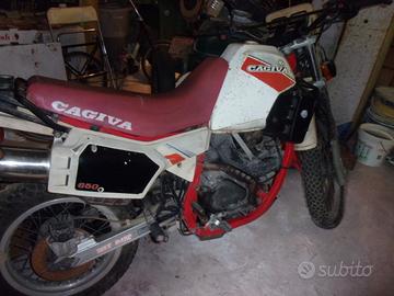 Cagiva Elefant 650 enduro storico da restaurare