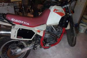 Cagiva Elefant 650 enduro storico da restaurare