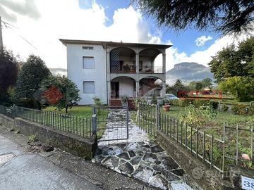 Appartamento Coreglia Antelminelli [UM68MGVRG]