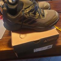 Adidas TERREX AX4