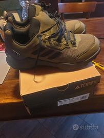 Adidas TERREX AX4