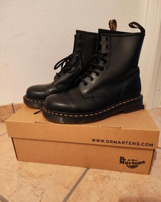 Dr.Martens