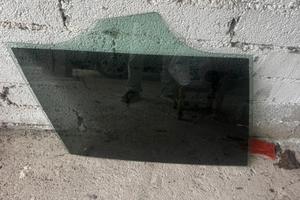 Vetro posteriore destro renegade