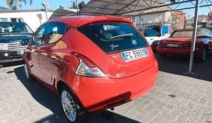 Lancia Ypsilon 1.2 69 CV 5 porte GPL Ecochic Plati