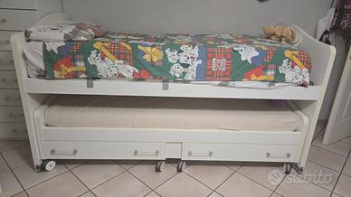 Letto scorrevole con secondo letto estraibile
