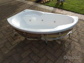 vasca idromassaggio + idrodoccia NOVELLINI