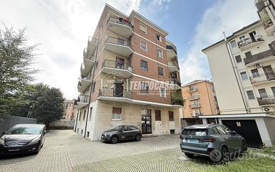 Ampio Bilocale in zona servita!!!