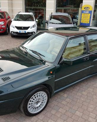 LANCIA Delta 2.016V HF TARGA ORO integrale Verde