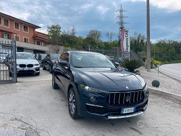 Maserati Levante V6 Diesel 275 CV AWD Granlusso