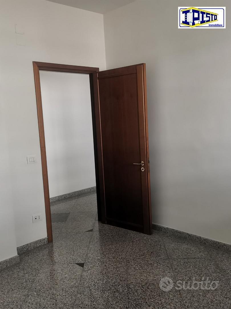 Trivani con posto auto Viale Virgilio - Altro