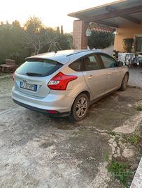 Ford focus 1600 benzina !