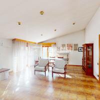 APPARTAMENTO IN CENTRO CON 3 CAMERE !