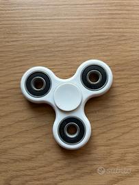 fidget spinner white 2017 version