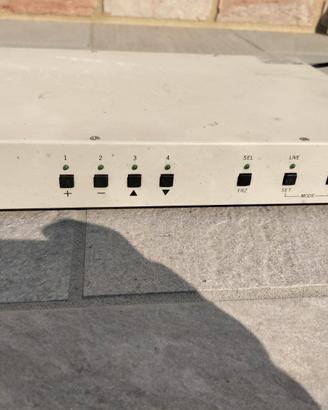 Multiplexer 4 canali triplex colori Urmet 1090/674