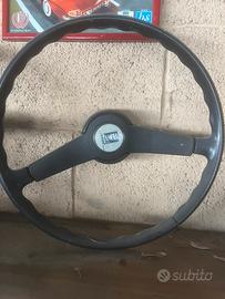 Vari pezzi auto epoca