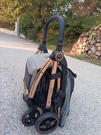 passeggino a chiusura automatica kikka boo