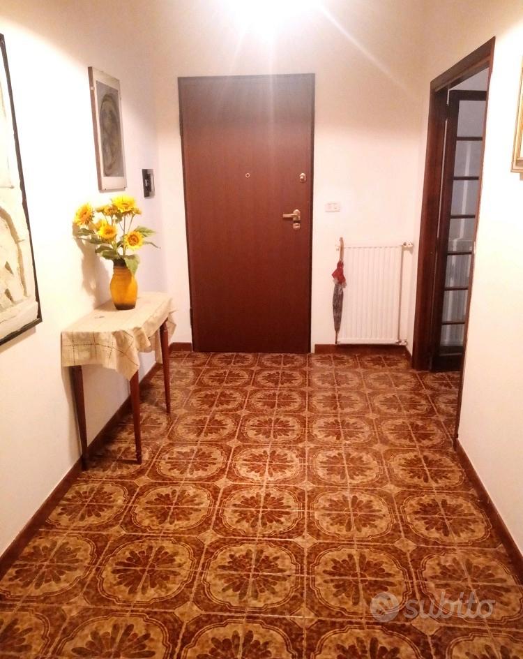 Pentavano mobiliato LunaeSole studenti+trasfertist - Appartamenti In ...