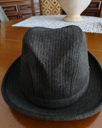 cappello lana tipo borsalino