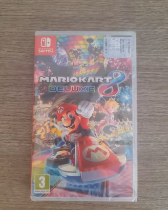 Mario Kart 8 Deluxe Nintendo Switch -  NUOVO 