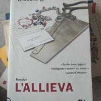 libro L'allieva di Alessia Gazzola