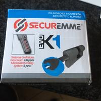 Serratura per porta blindata