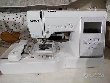 Macchina da cucire e ricamatrice 