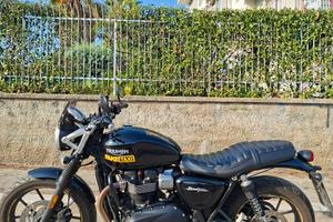 Triumph Street Twin 900