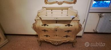 Comò e specchiera classico stile Luigi Xvi