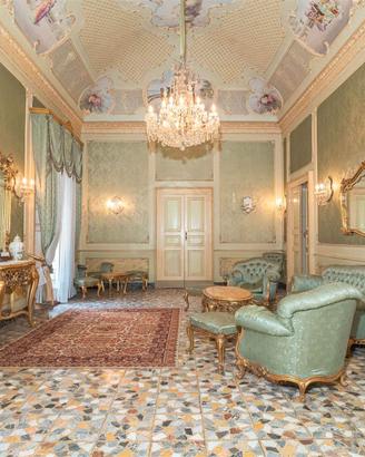 Rif.LF20| palazzo paterno'